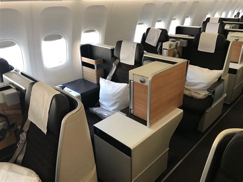 Review: Swiss Boeing 777 Business Class from .